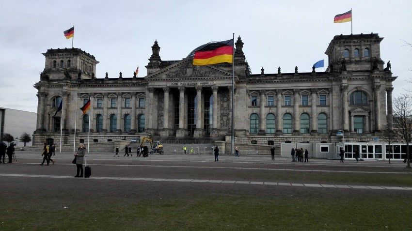 Bilden visar det tyska regeringsbyggnaden Bundestag (foto: Minka Lindroos)